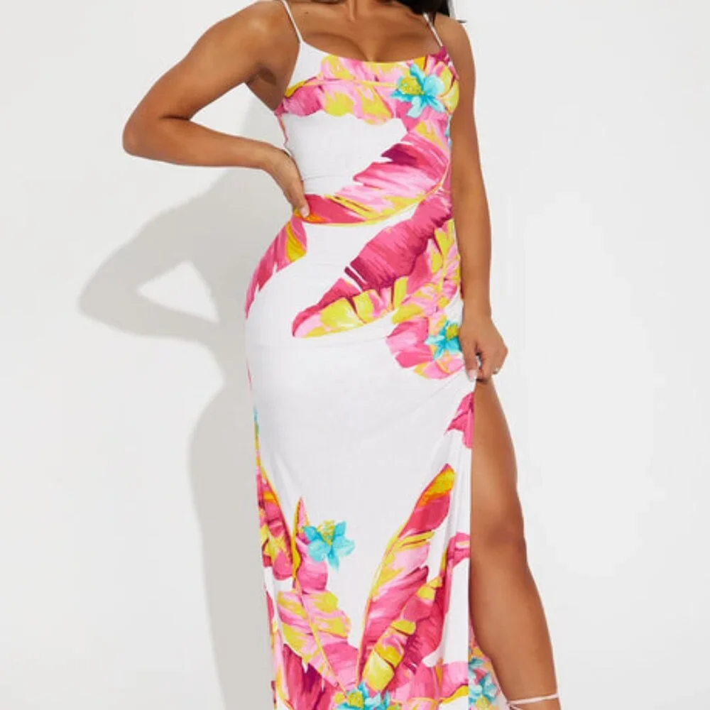 Fashion Nova Tropical Vibes Floral Maxi Dress - Picture 2 of 6